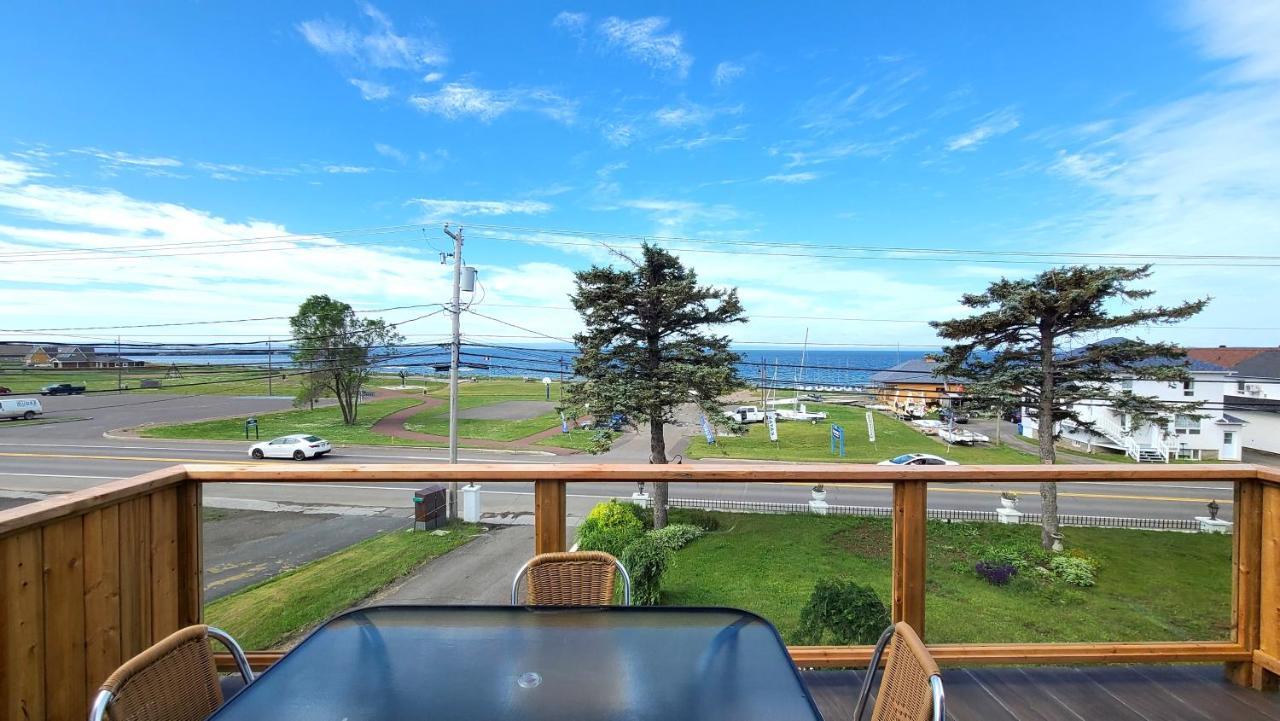 Bleu Mer, Hotel & Residences Carleton-sur-Mer Exteriör bild